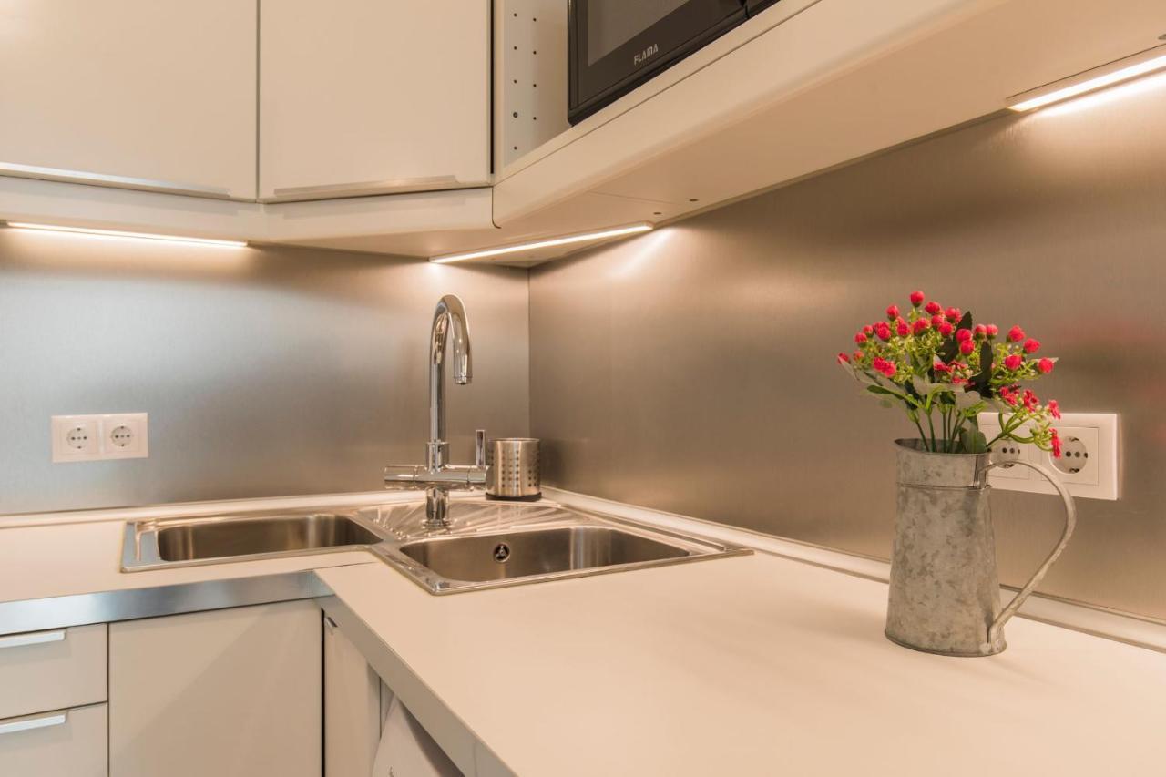 Lovelystay - Peaceful Central Apartment I Lisboa エクステリア 写真